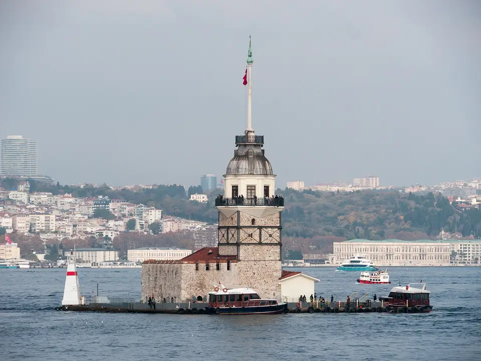 Maiden's Tower (Kız Kulesi)