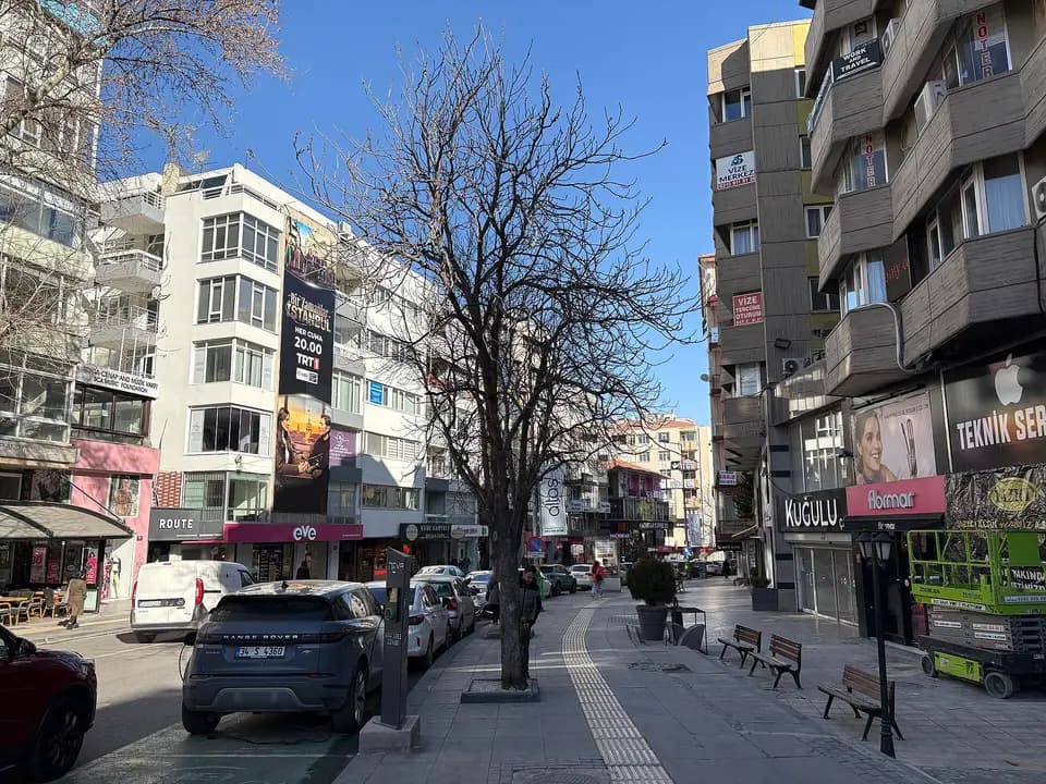 Tunalı Hilmi Caddesi