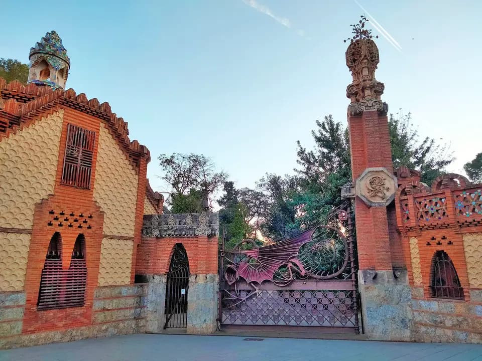 Güell Pavilions (Pavellons Güell)