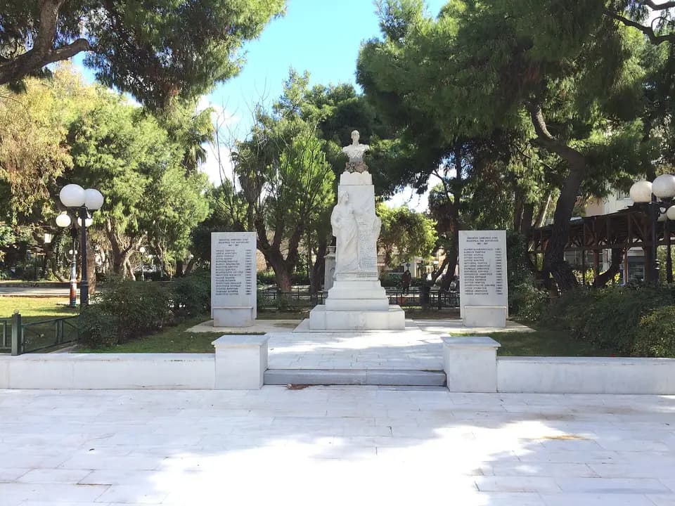 Heroes' Square, central Marousi