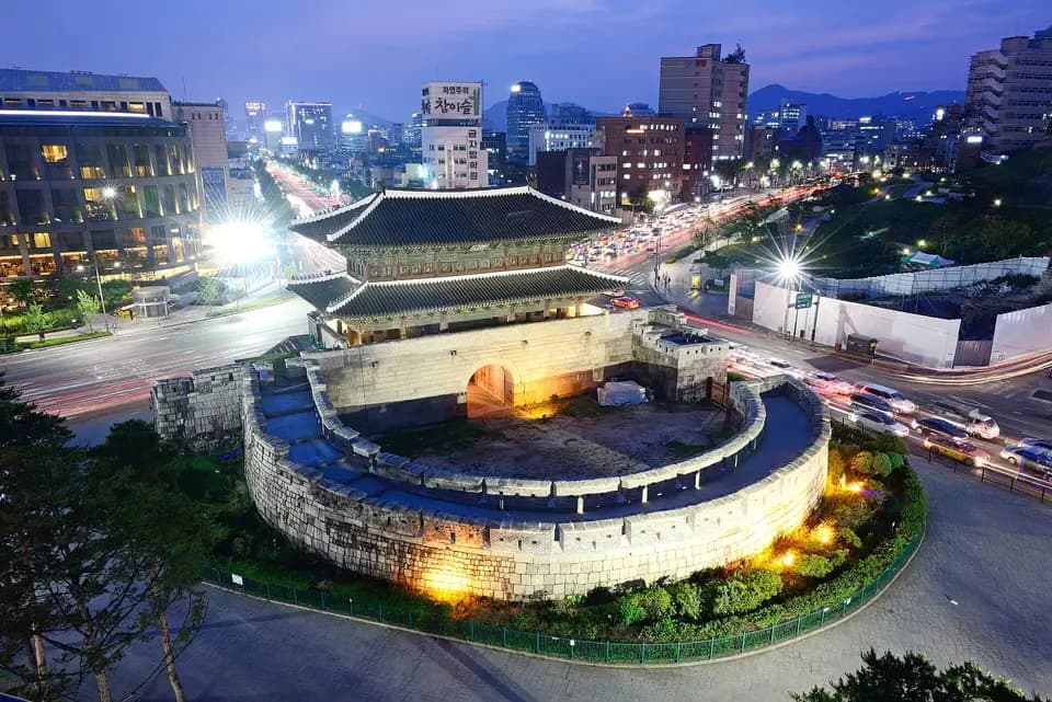 Heunginjimun Gate (Dongdaemun)